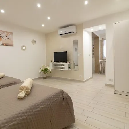 Ferienwohnung La Dimora Dei Nipoti Bari Exterior foto
